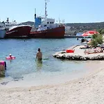 With A Parking Space Vinisce, Trogir - 14407 Apartman *