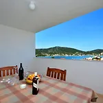 Apartman With A Parking Space Vinisce, Trogir - 14407