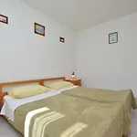 With A Parking Space Vinisce, Trogir - 14407 * Vinisce
