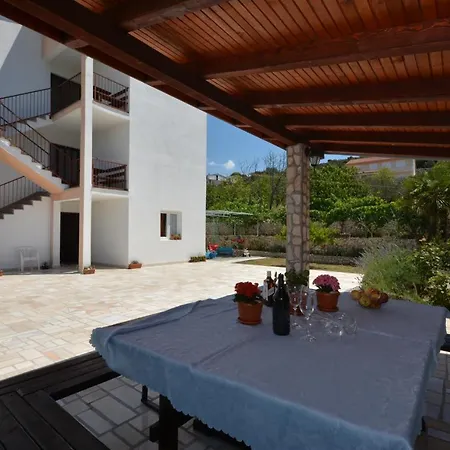 With A Parking Space Vinisce, Trogir - 14407 Apartman *