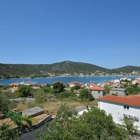 With A Parking Space Vinisce, Trogir - 14407