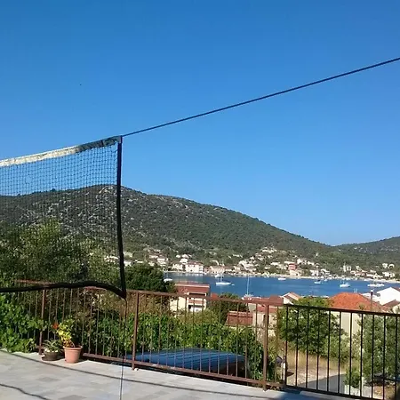 Apartman With A Parking Space Vinisce, Trogir - 14407